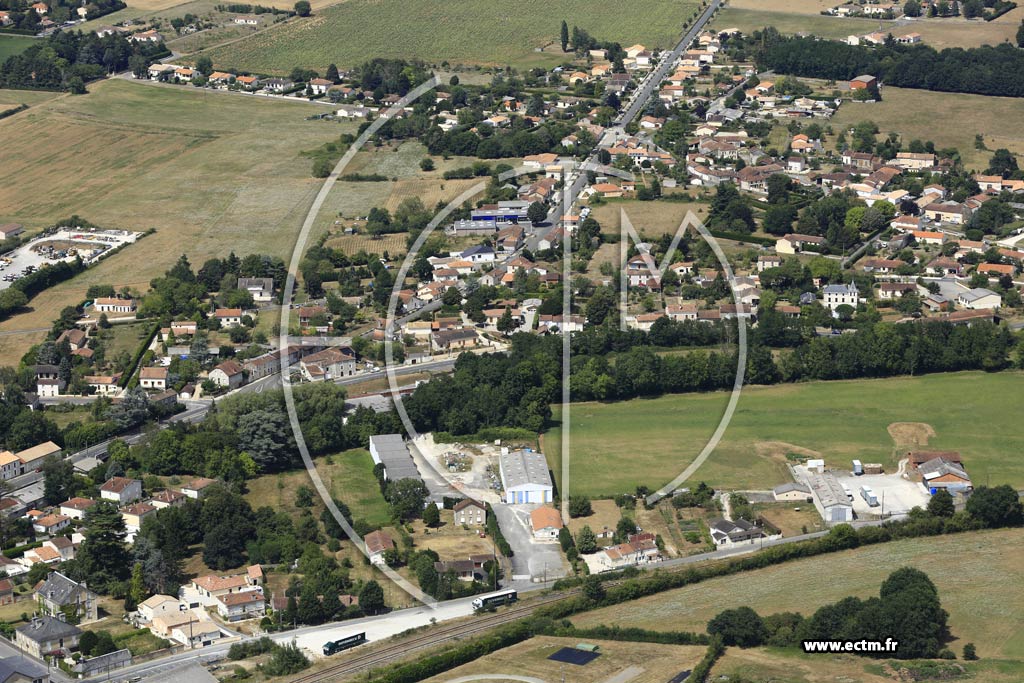 Photo arienne de Chasseneuil-sur-Bonnieure