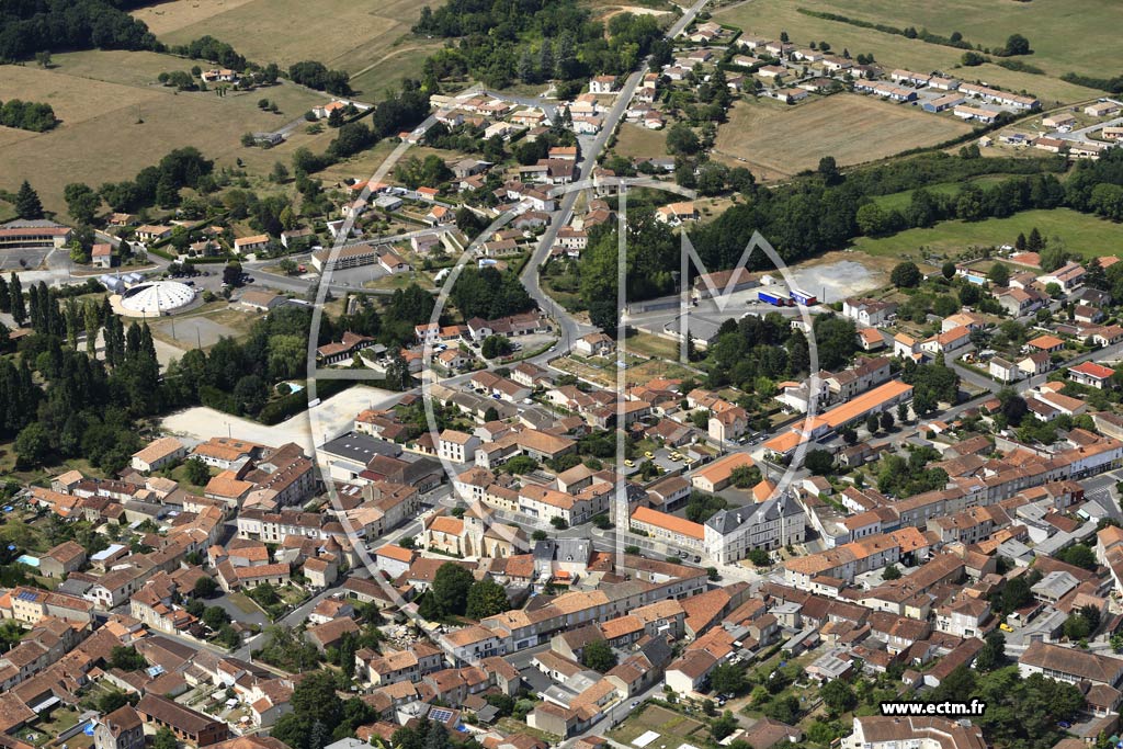 Photo arienne de Chasseneuil-sur-Bonnieure