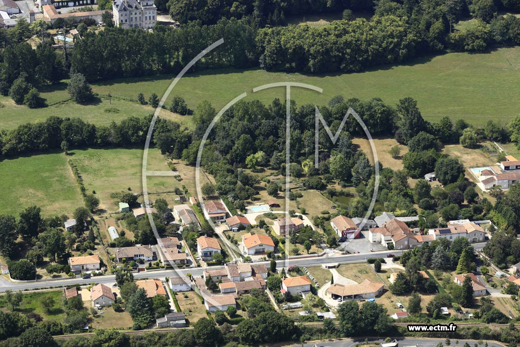 Photo arienne de Chasseneuil-sur-Bonnieure