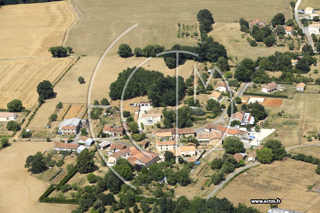 Photo arienne de Chasseneuil-sur-Bonnieure (Chez Dieu)