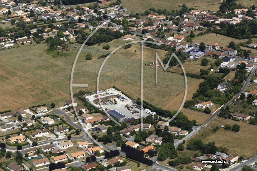 Photo arienne de Chasseneuil-sur-Bonnieure (la Nautire)
