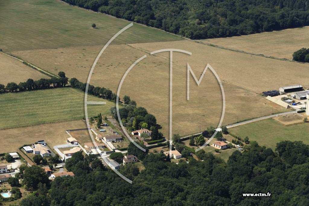 Photo arienne de Chasseneuil-sur-Bonnieure (le Beauquet)