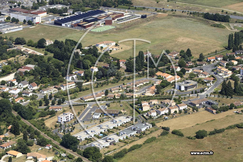 Photo arienne de Chasseneuil-sur-Bonnieure (le Mas des Champs)