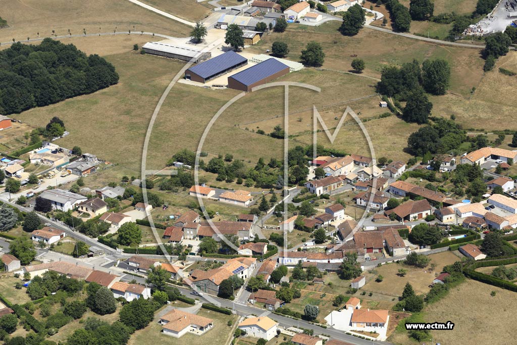 Photo arienne de Chasseneuil-sur-Bonnieure (le Quroy)