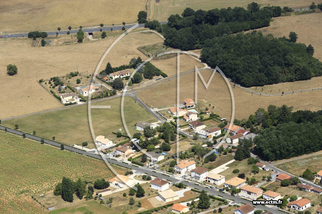 Photo arienne de Chasseneuil-sur-Bonnieure (le Quroy)