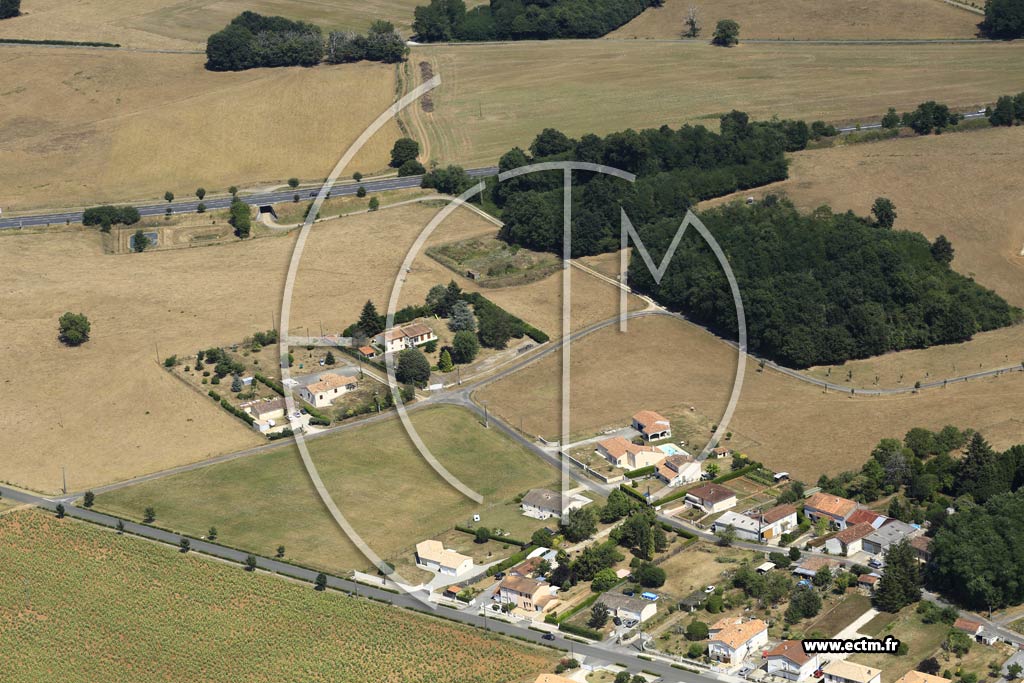 Photo arienne de Chasseneuil-sur-Bonnieure (les Borderies)