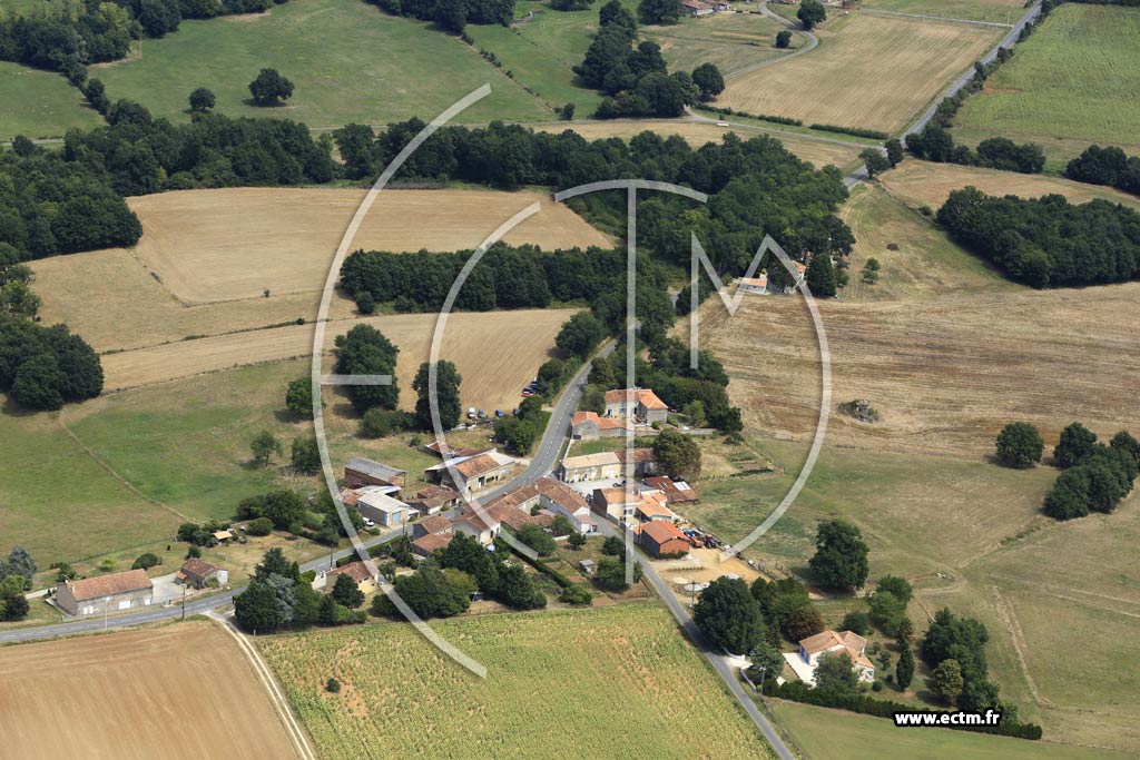 Photo arienne de Chasseneuil-sur-Bonnieure (les Granges)