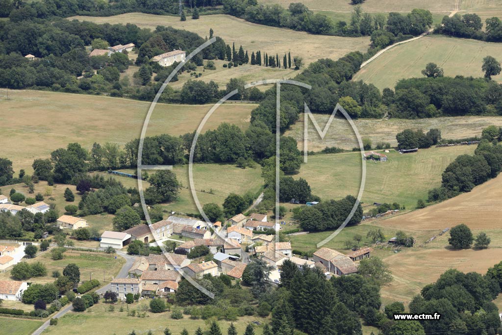 Photo arienne de Chazelles (la Combe)