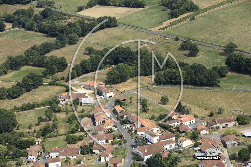 Photo arienne de curas (la Borderie)