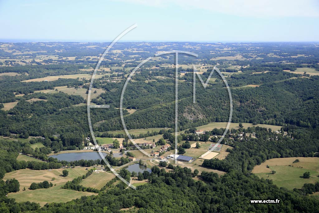 Photo arienne de Eymouthiers (le Chambon)