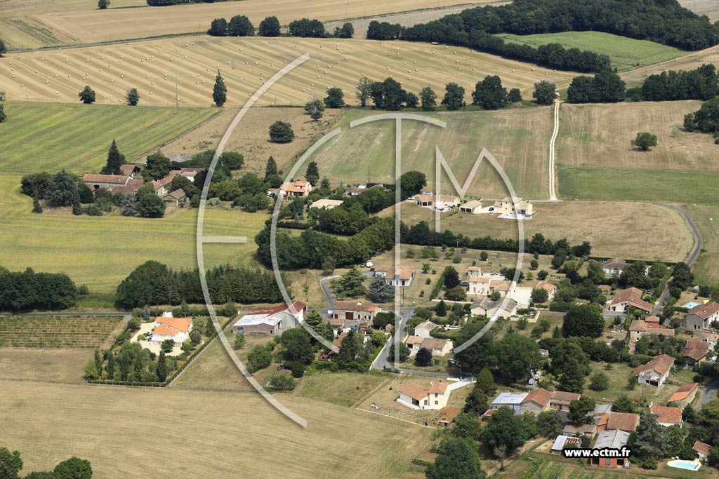 Photo arienne de Marillac-le-Franc (la Gagie)