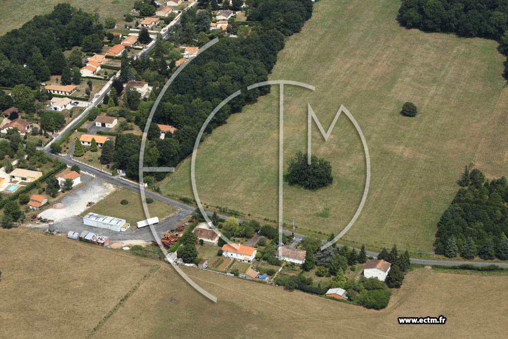 Photo arienne de Marillac-le-Franc (la Gassouille)