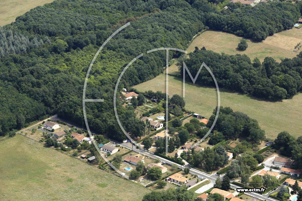 Photo arienne de Marillac-le-Franc (la Gassouille)