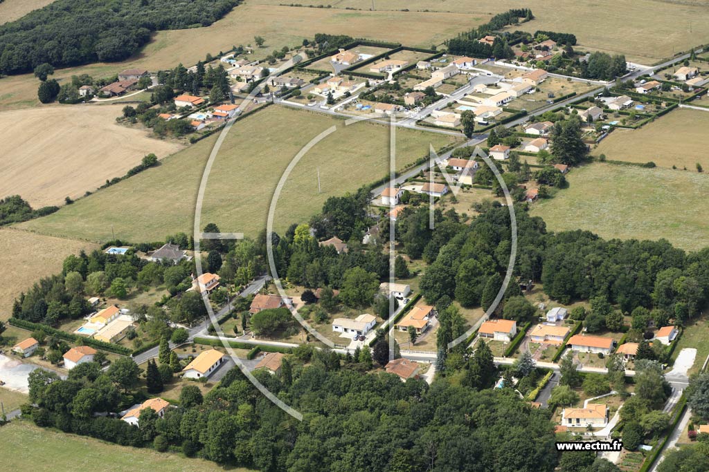 Photo arienne de Marillac-le-Franc (la Gassouille)