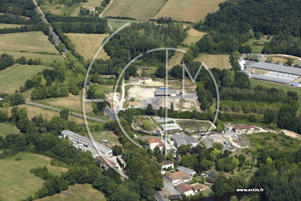 Photo arienne de Montbron
