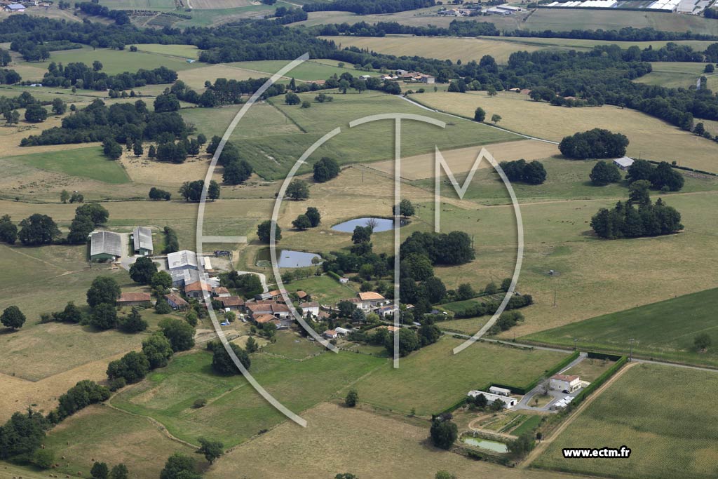 Photo arienne de Montembuf (Cussac)