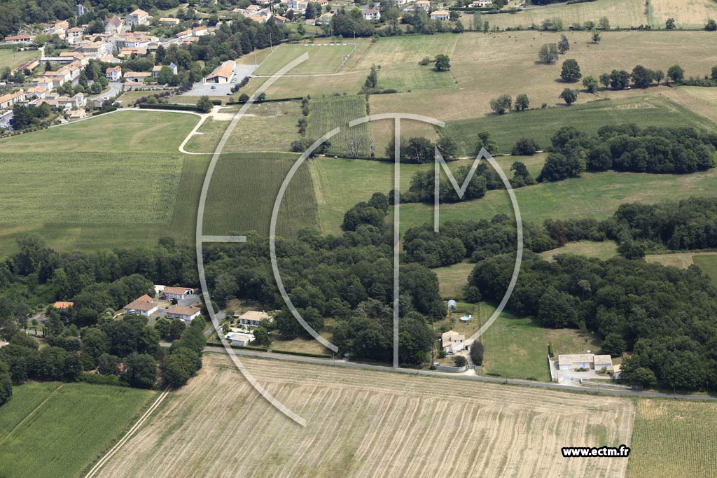 Photo arienne de Pranzac (les Clos)