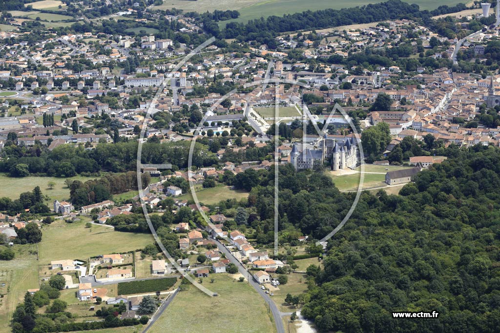 Photo arienne de Saint-Projet-Saint-Constant (la Machre)