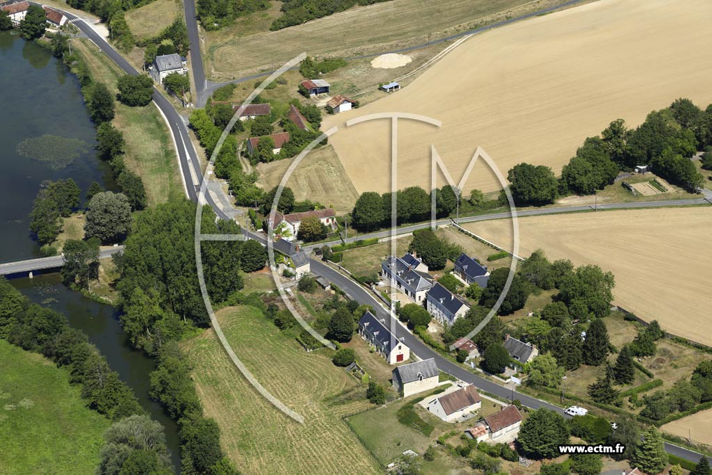 Photo arienne de Chemill-sur-Indrois (la Basse Verrerie)