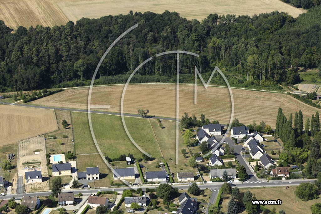 Photo arienne de Ferrire-sur-Beaulieu