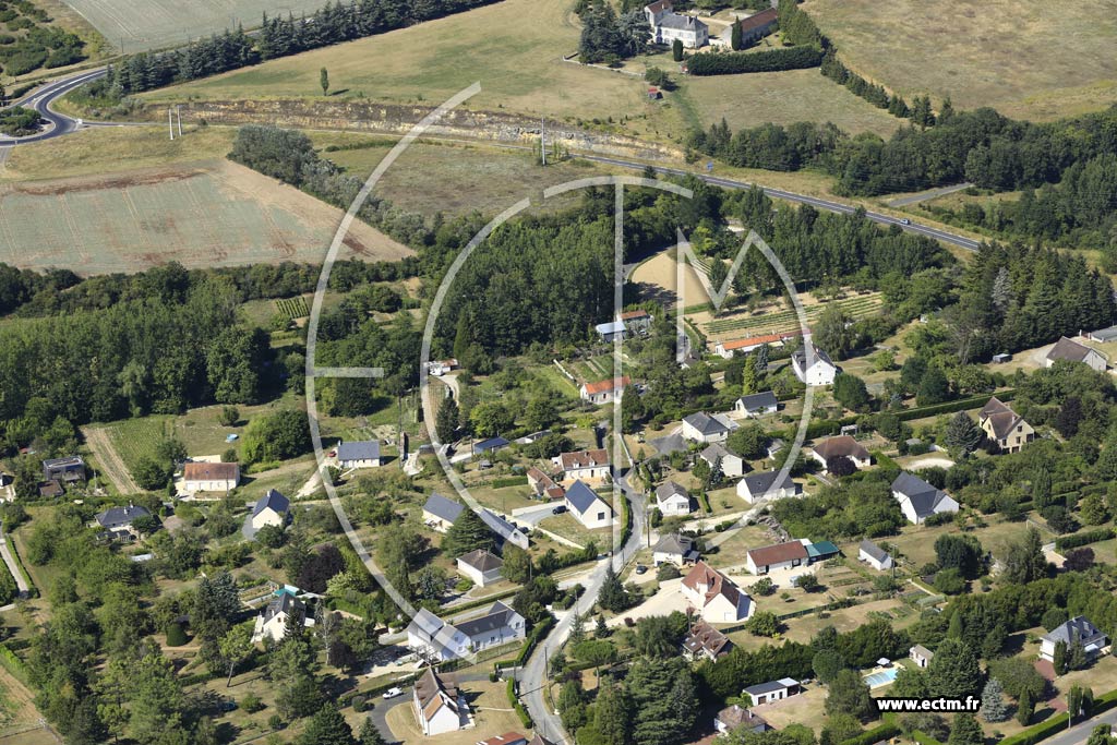Photo arienne de Ferrire-sur-Beaulieu (Casse-Cou)