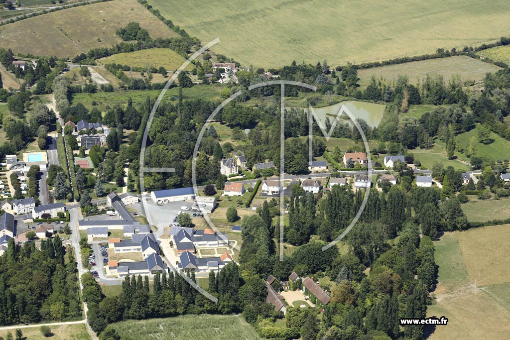 Photo arienne de Ligueil (l'Abbaye)