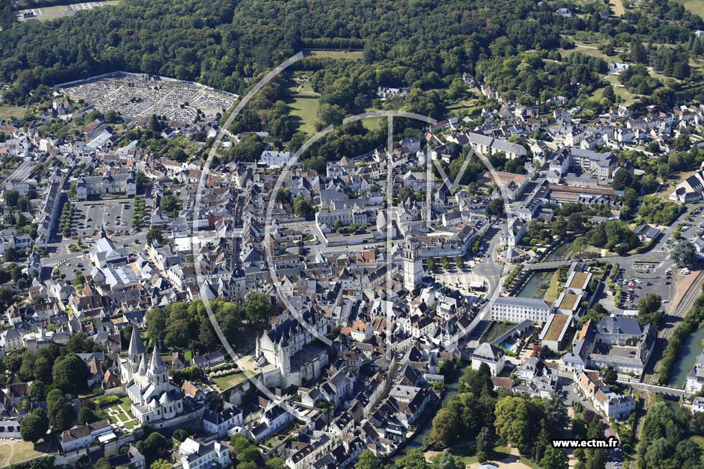 Photo arienne de Loches