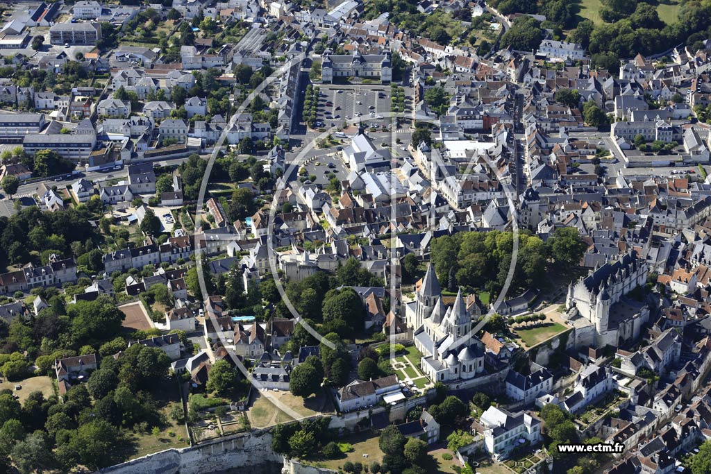 Photo arienne de Loches