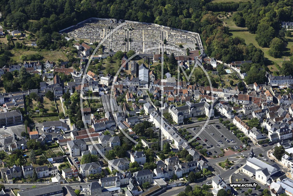 Photo arienne de Loches