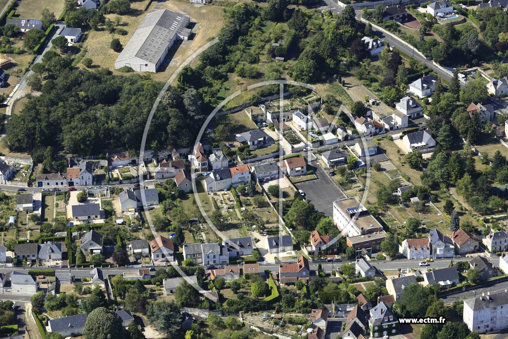 Photo arienne de Loches (la Croix Bry)
