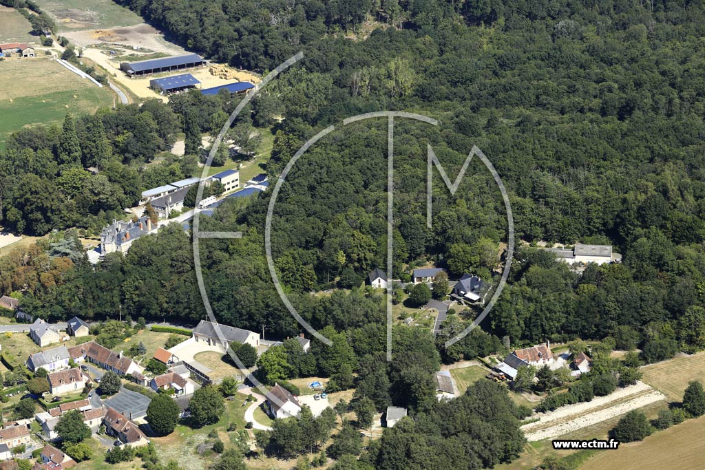 Photo arienne de Saint-Cyran-du-Jambot