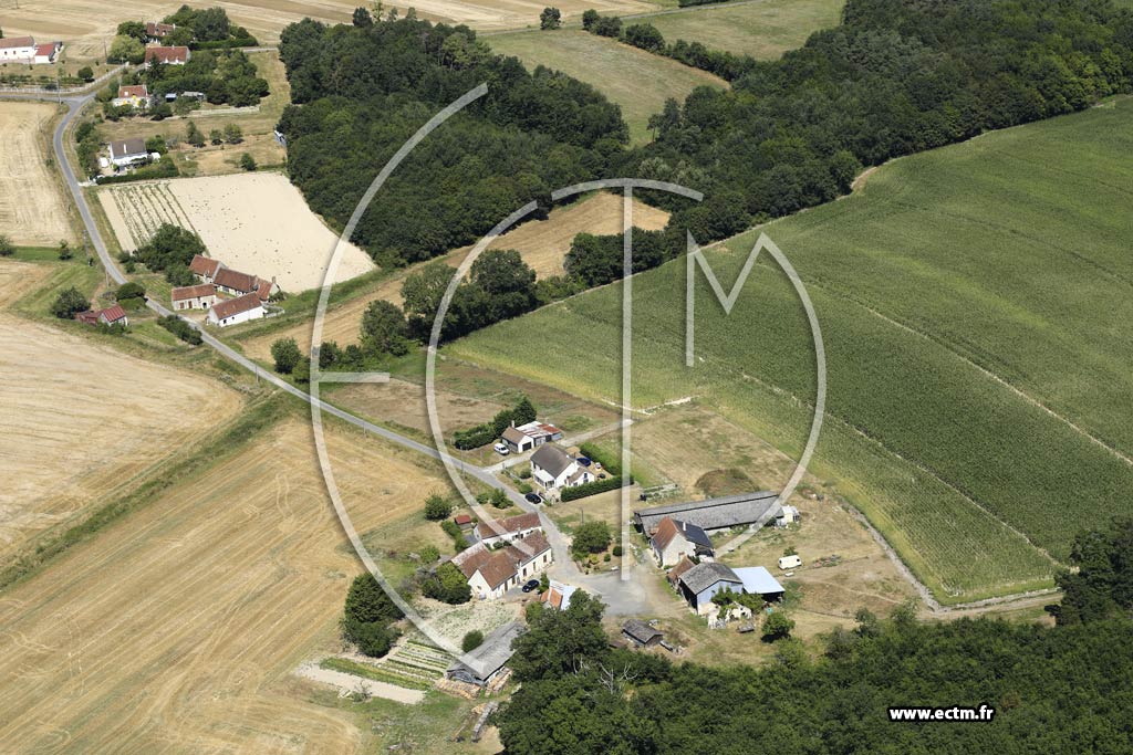 Photo arienne de Saint-Quentin-sur-Indrois (l'Auberderie)