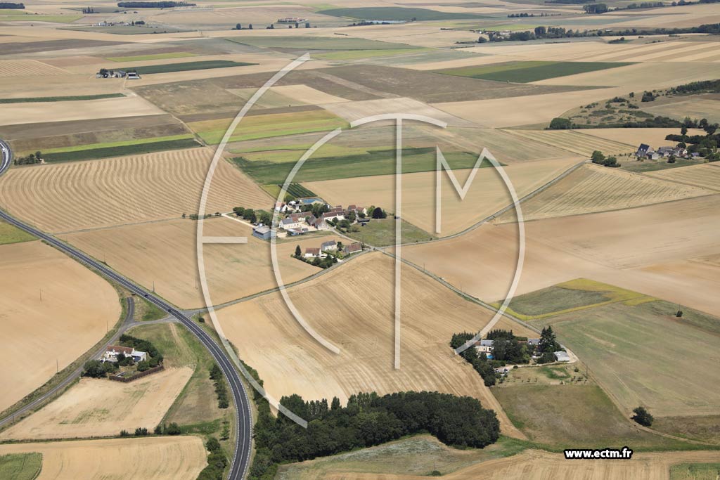 Photo arienne de Saint-Quentin-sur-Indrois (les Penteries)