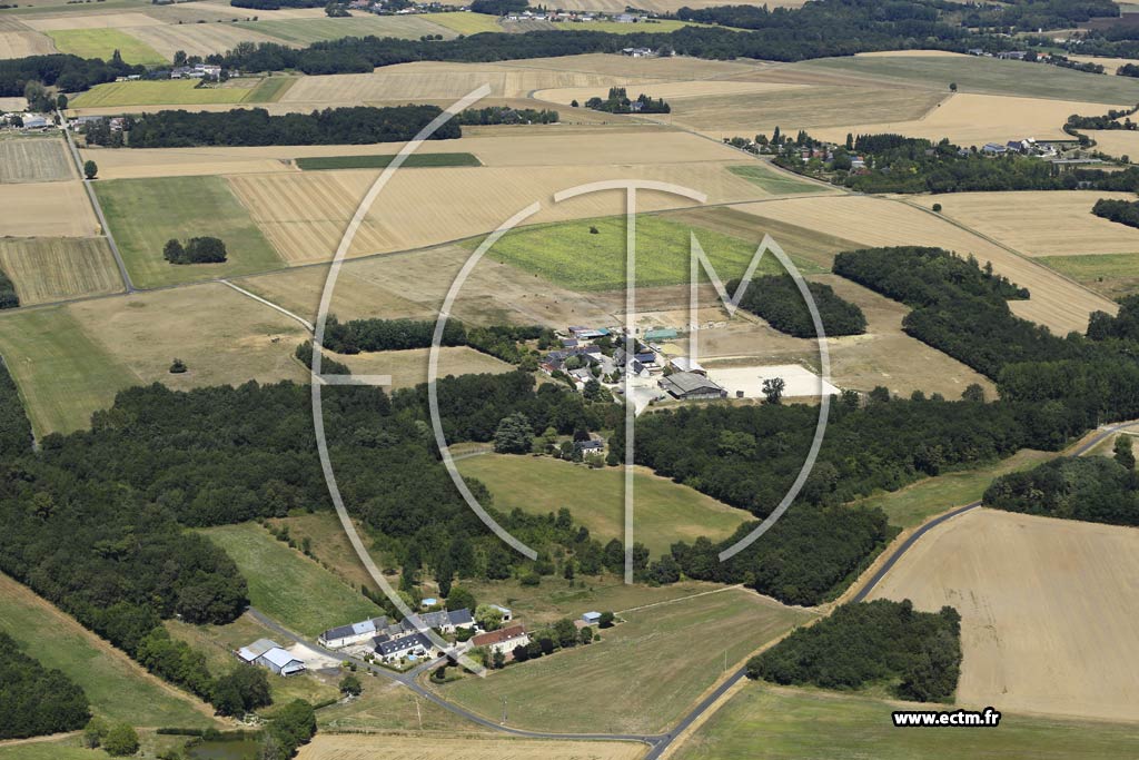 Photo arienne de Tauxigny (Requeugne)