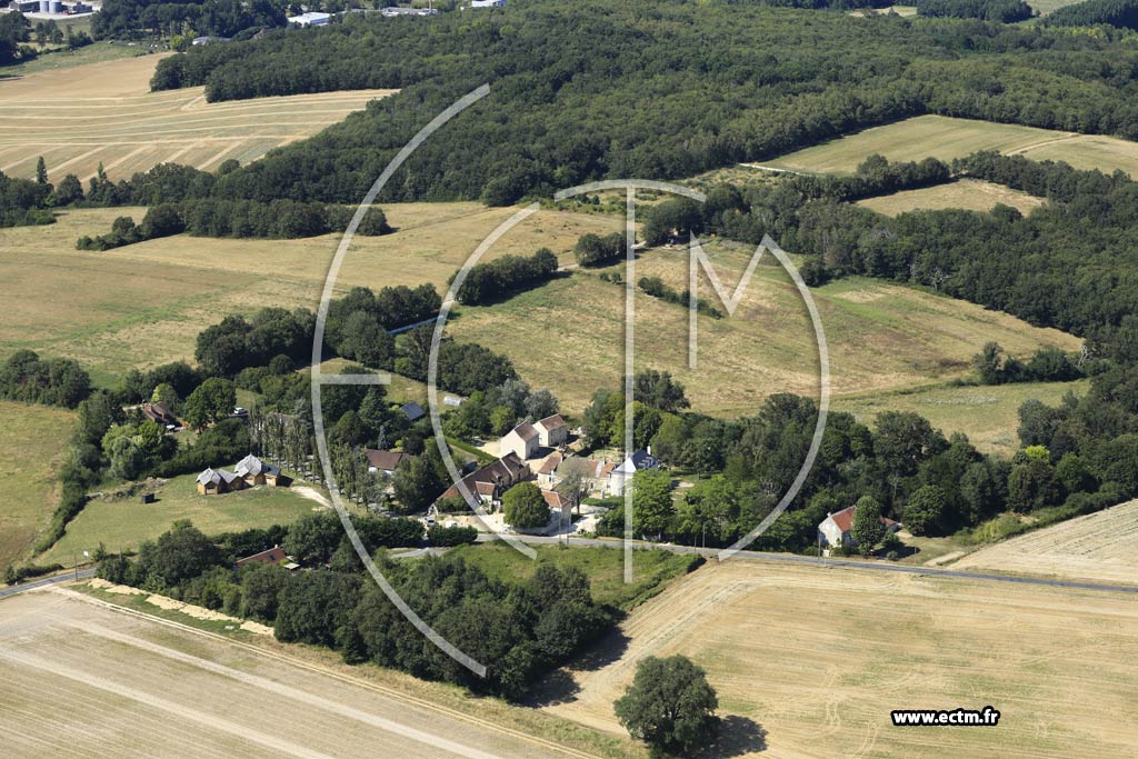 Photo arienne de Verneuil-sur-Indre (la Pinsonnire)