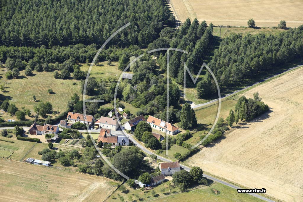 Photo arienne de Verneuil-sur-Indre (les Martineaux)