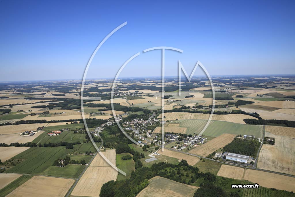 Photo arienne de Villeloin-Coulang