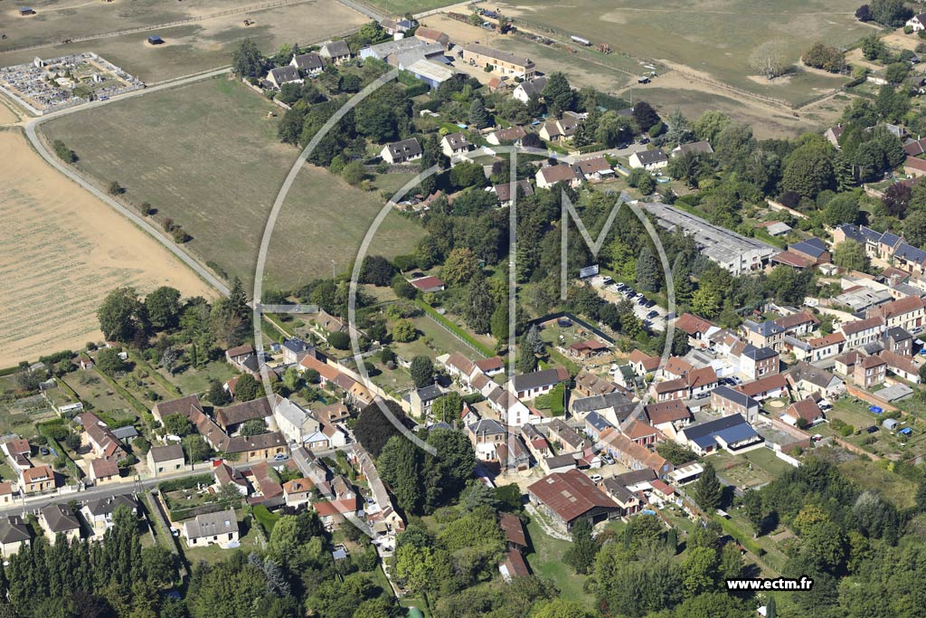 Photo arienne de Fresneaux-Montchevreuil