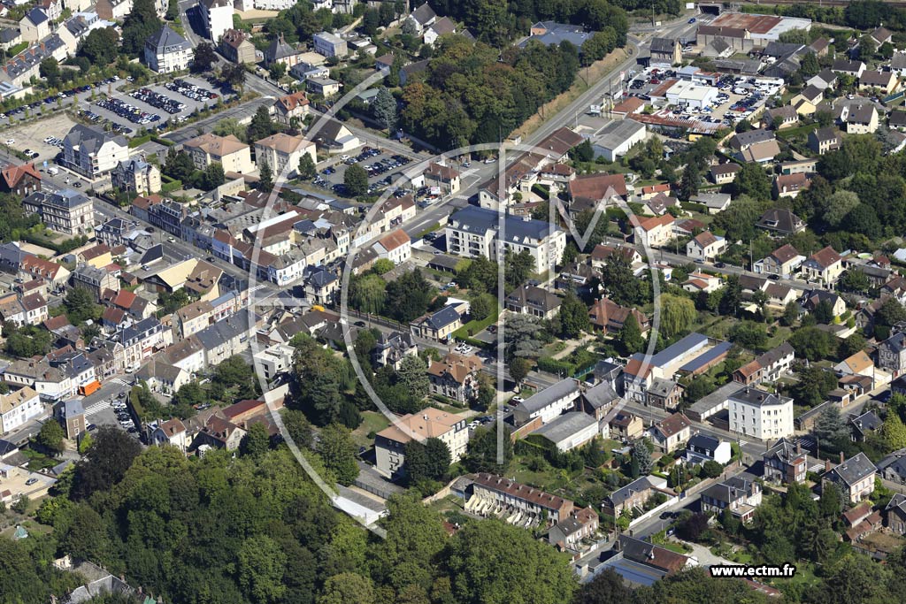 Photo arienne de Gisors (le Moulin  Tan)