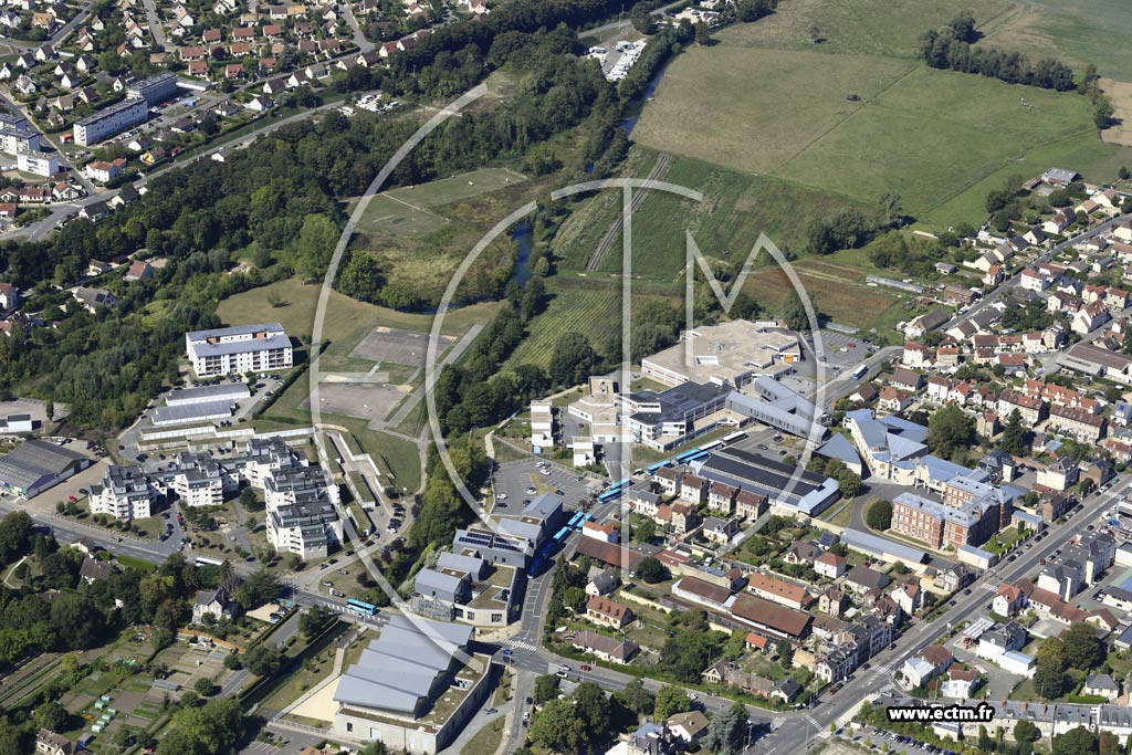 Photo arienne de Gisors (Quartier de la Gare)