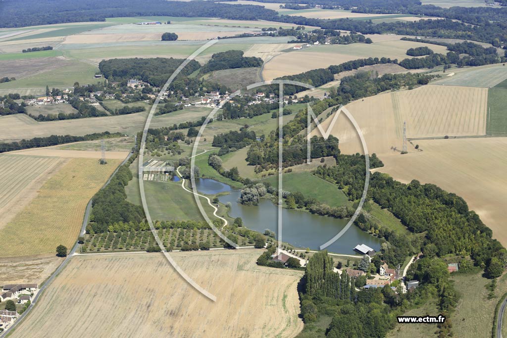Photo arienne de Le Vaumain (le Moulin de la Forge)