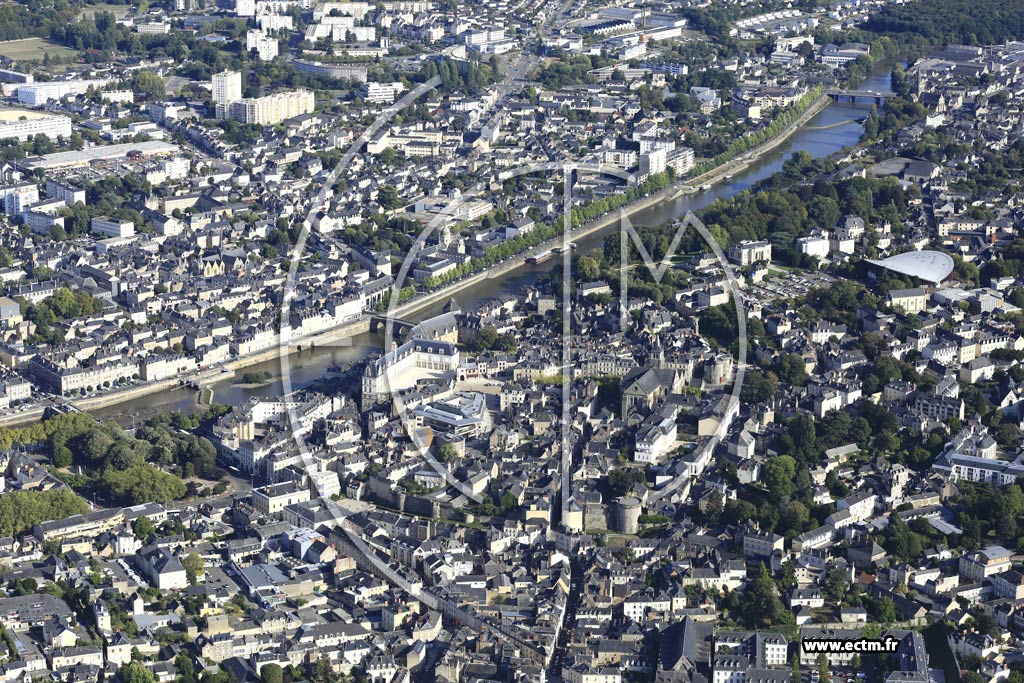Photo arienne de Laval