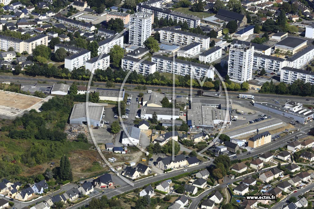 Photo arienne de Laval