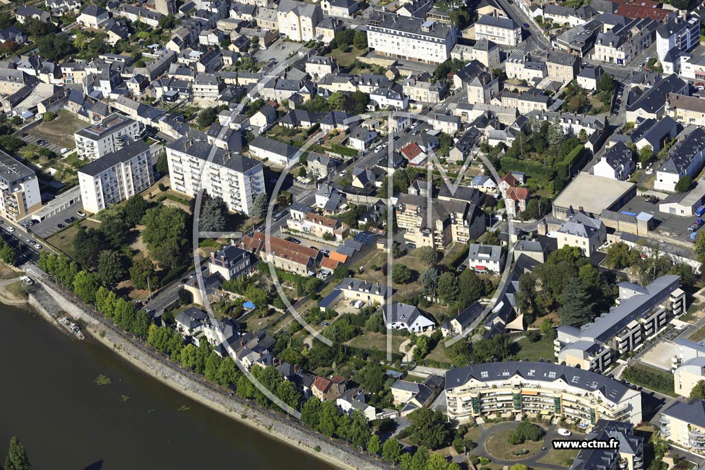 Photo arienne de Laval