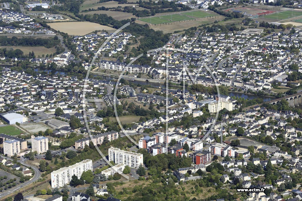 Photo arienne de Laval (Bel-Air)