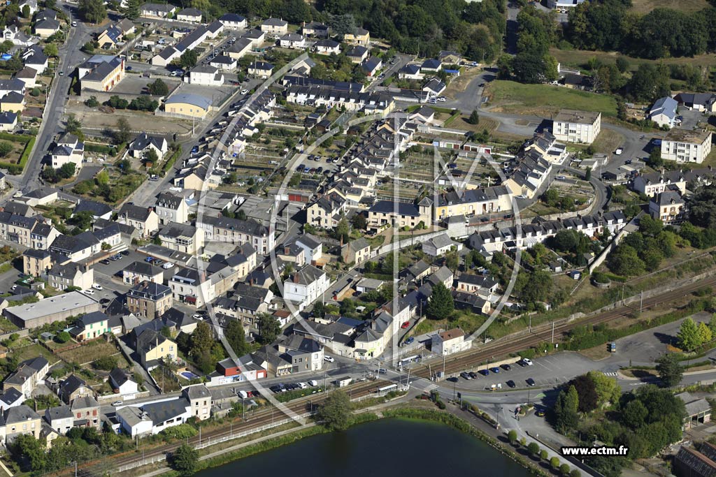 Photo arienne de Port-Brillet