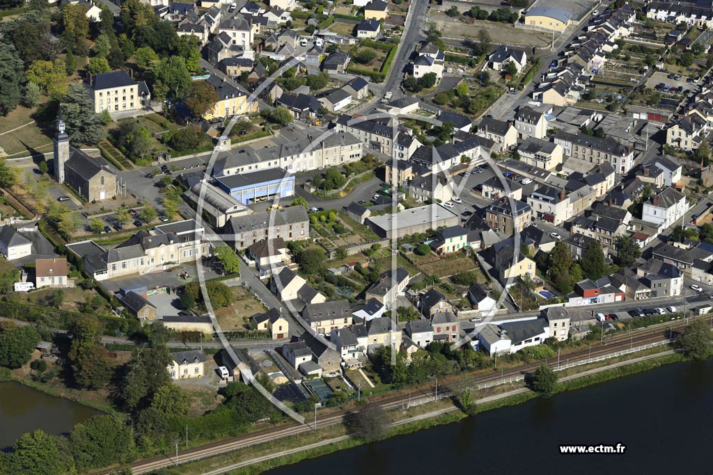 Photo arienne de Port-Brillet