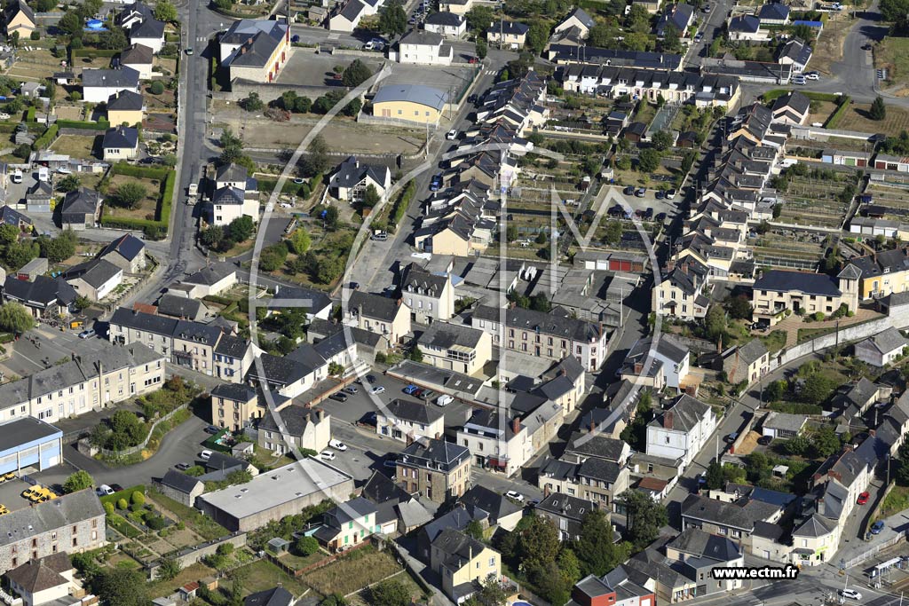 Photo arienne de Port-Brillet