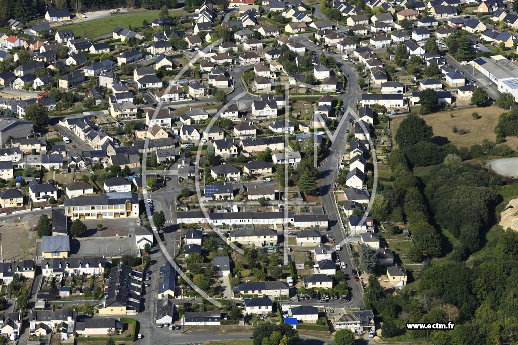 Photo arienne de Port-Brillet