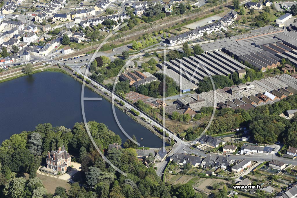 Photo arienne de Port-Brillet (la Charpenterie)